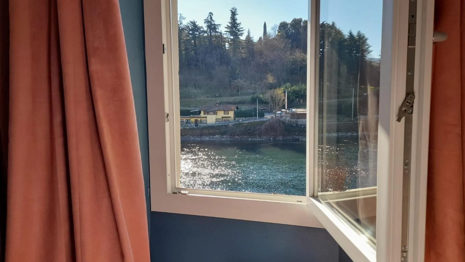 Lariva 11 L'Angolo Segreto Di Sarnico Lake Iseo